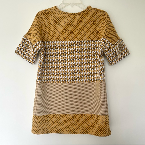 ZARA Jacquard Short Sleeve Dress - Picture 4 of 6